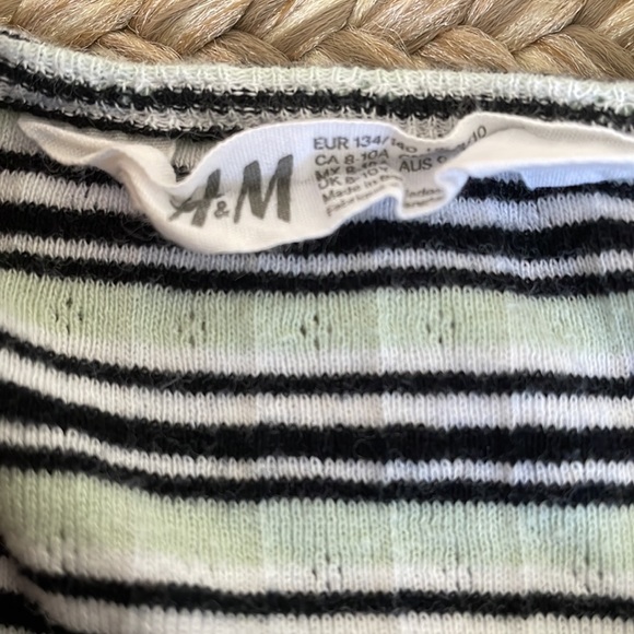 Green striped top - Picture 2 of 2